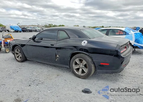 2016 Dodge Challenger Sxt z USA, uszkodzony, nr VIN 2C3CDZAG6GH107484